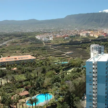 迪莱克米尔公寓 *